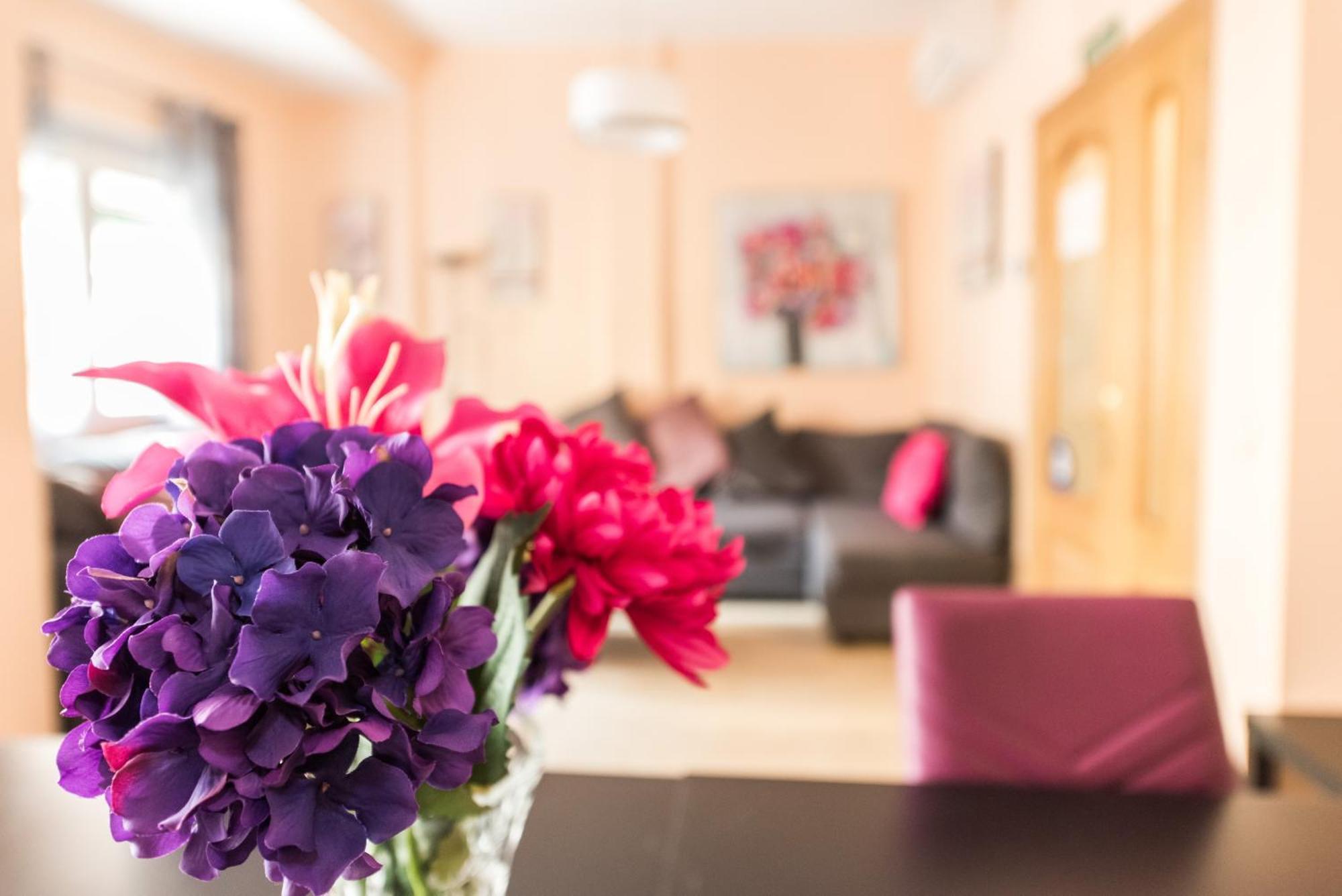 Apartamentos Madrid Xxxiii - Alojamiento De Temporada Værelse billede